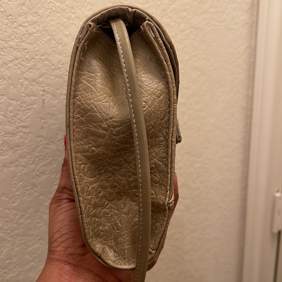 Bag bazaar please check all picture of condition - Picture 9 of 15